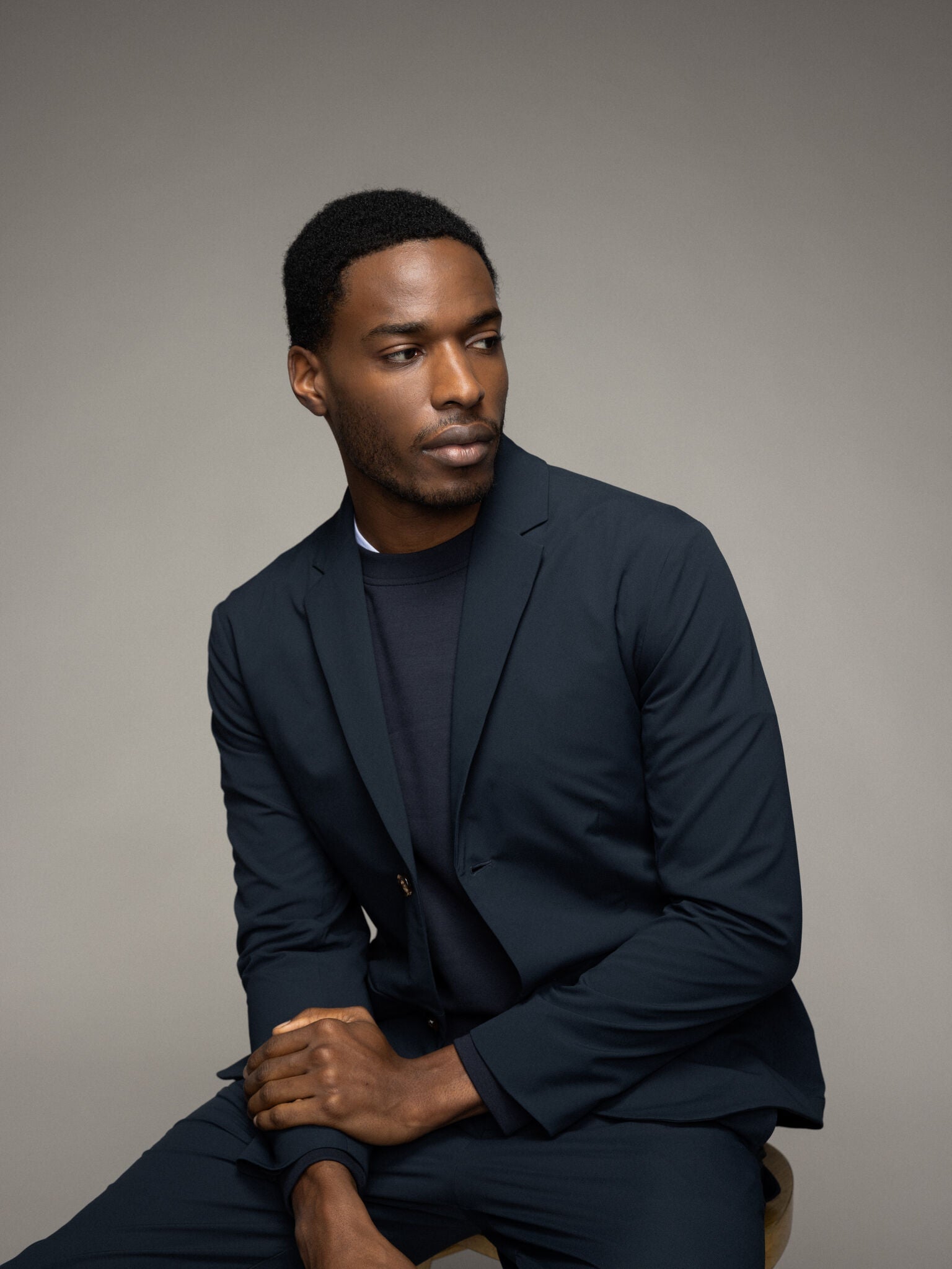 Modelshot / Navy / Detail